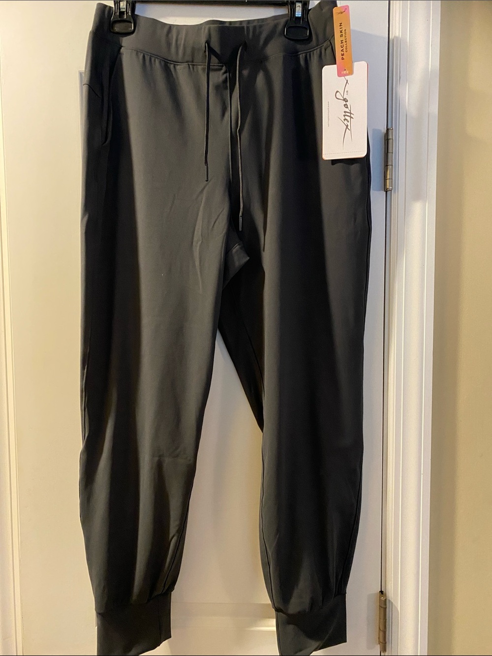 Gottex Gray Stretch Moisture Wicking 4 Way Stretch Waistband Pockets  Pants NWT